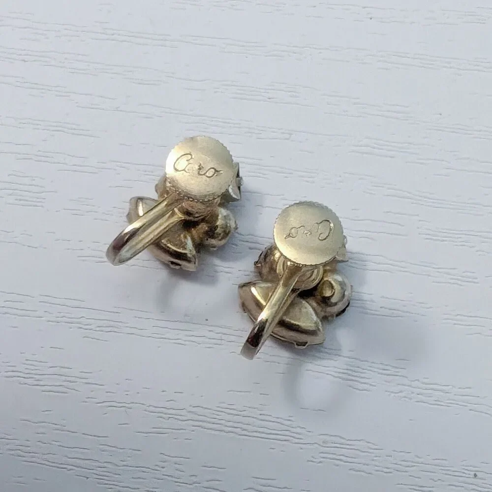 Vintage Coro Screw On Earrings - 0.5
